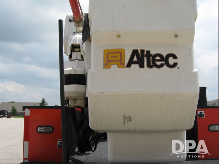 2009-international-durastar-4400-image-17