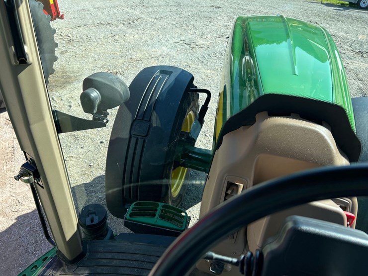 2005-john-deere-8220-image-19