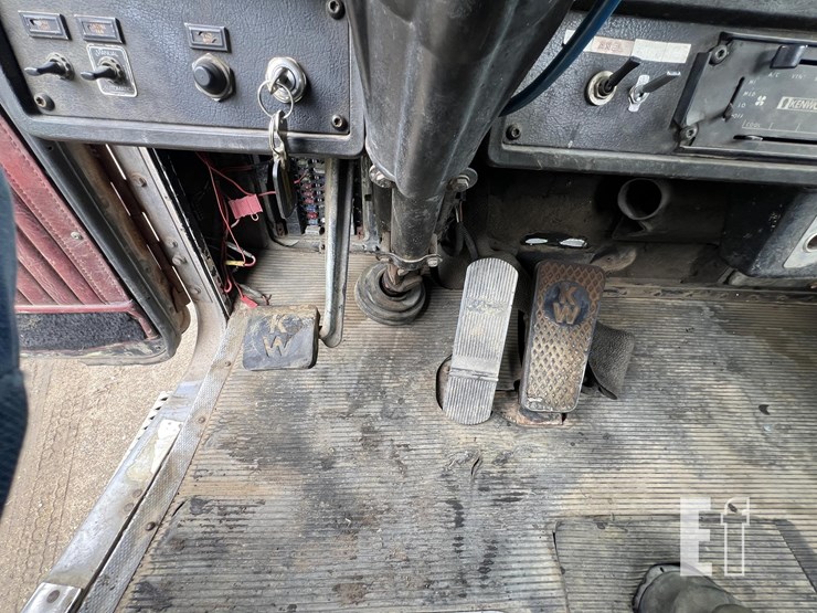 1992-kenworth-w900-image-27
