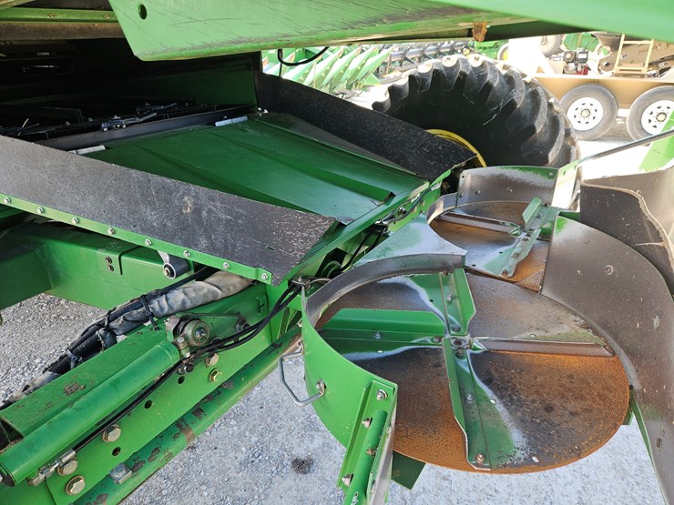 2004-john-deere-9560-image-15