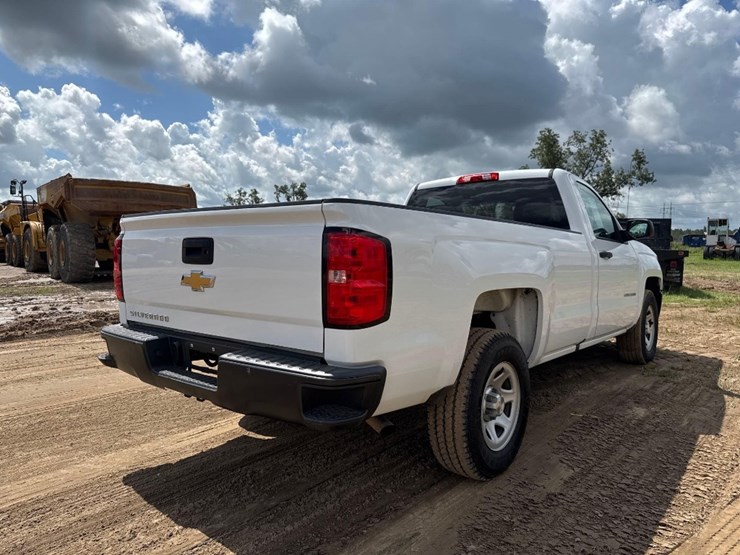 2018-chevrolet-silverado-image-6