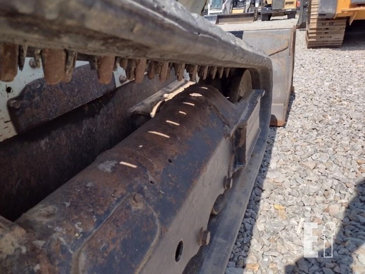 2019-bobcat-t595-image-29