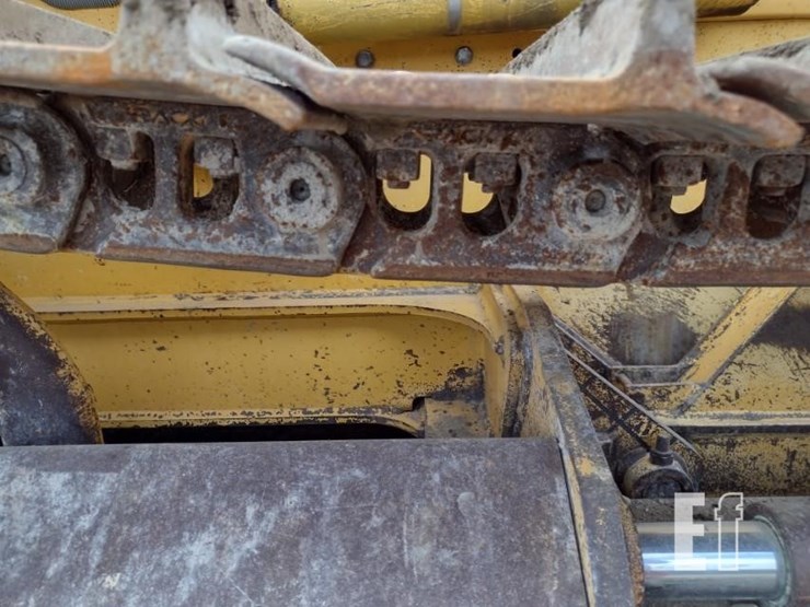 2004-deere-650h-xlt-image-37