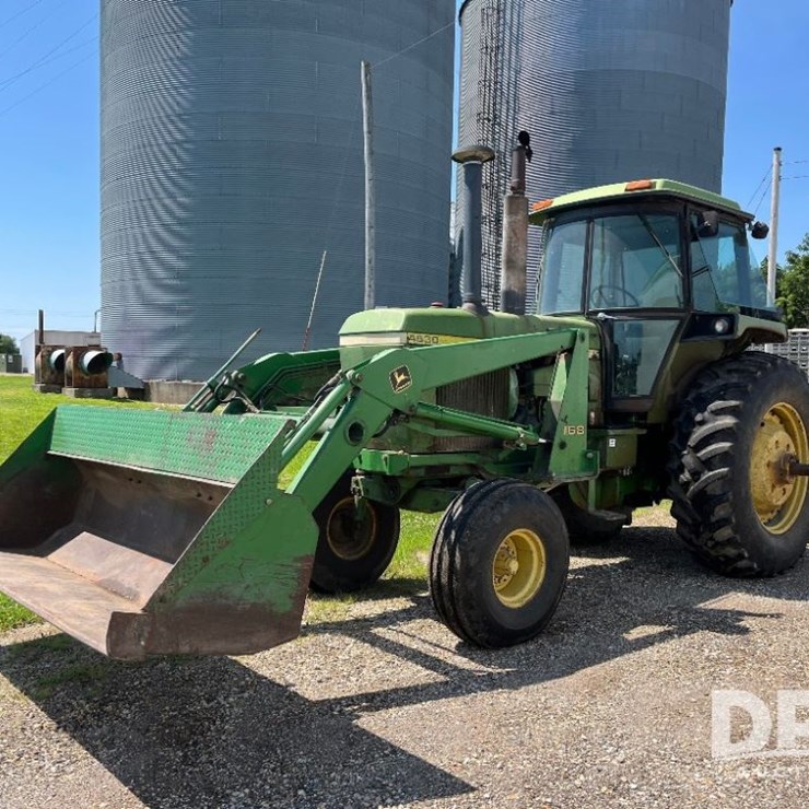 JOHN DEERE 4630