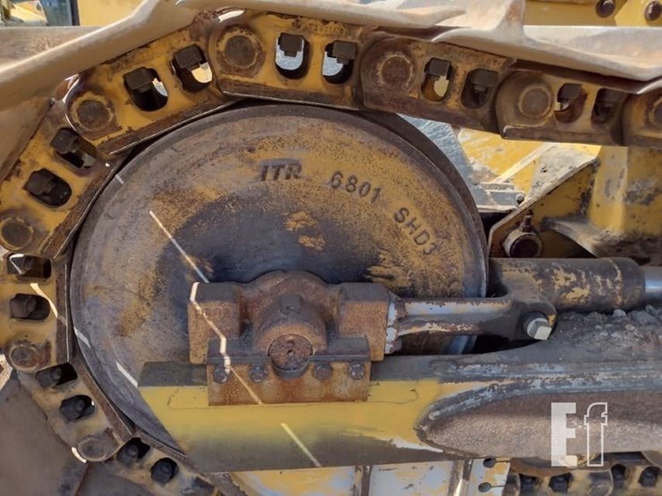 2016-deere-650k-image-26