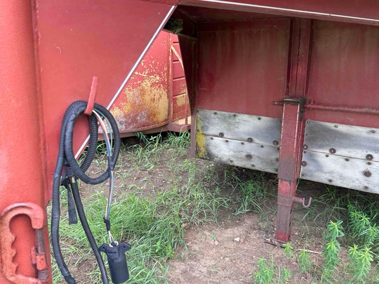 6ft-x-16ft-gooseneck-livestock-trailer-image-14