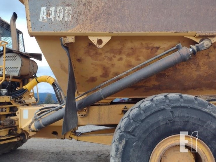 2003-volvo-a40d-image-27