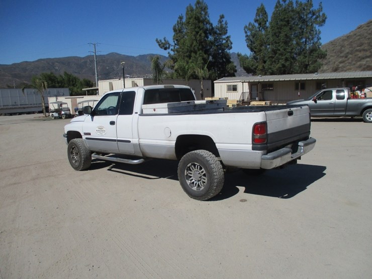2002-dodge-ram-2500-image-4