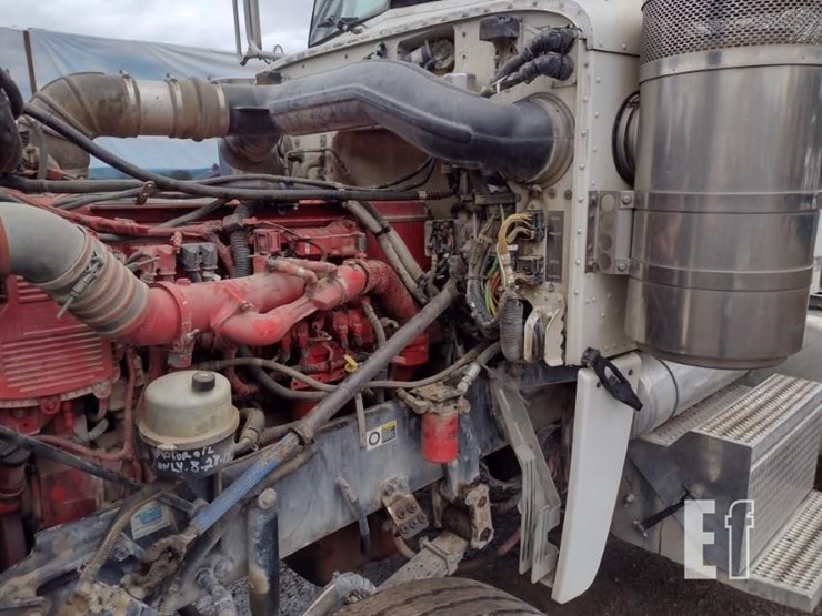 2008-peterbilt-388-image-24