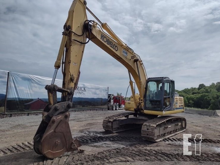 2011-kobelco-sk210-image-52