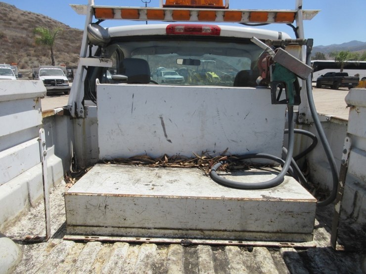 2005-dodge-ram-2500-image-13