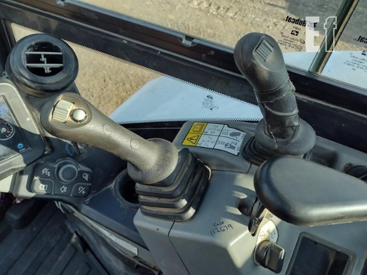 2021-bobcat-e60-image-9