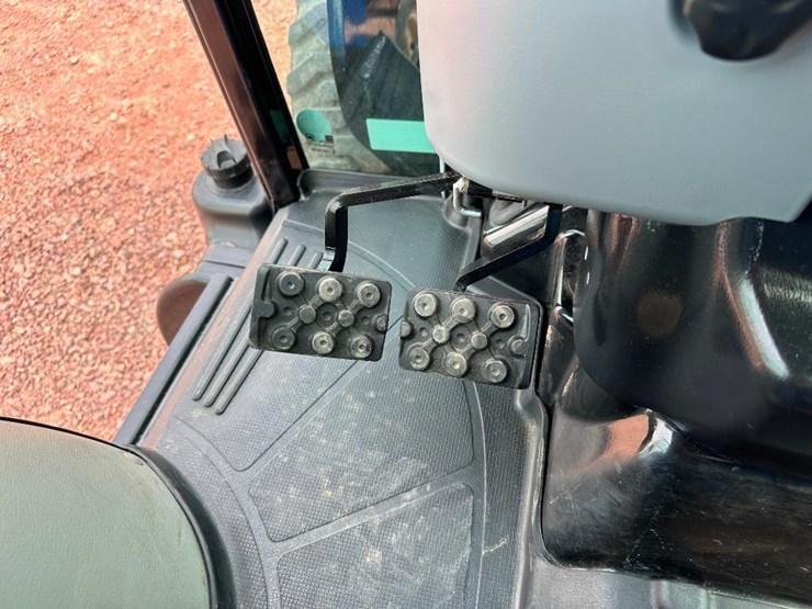 2020-new-holland-boomer-40-image-46