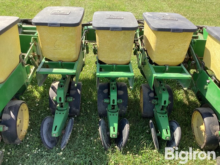 john-deere-7100-image-16