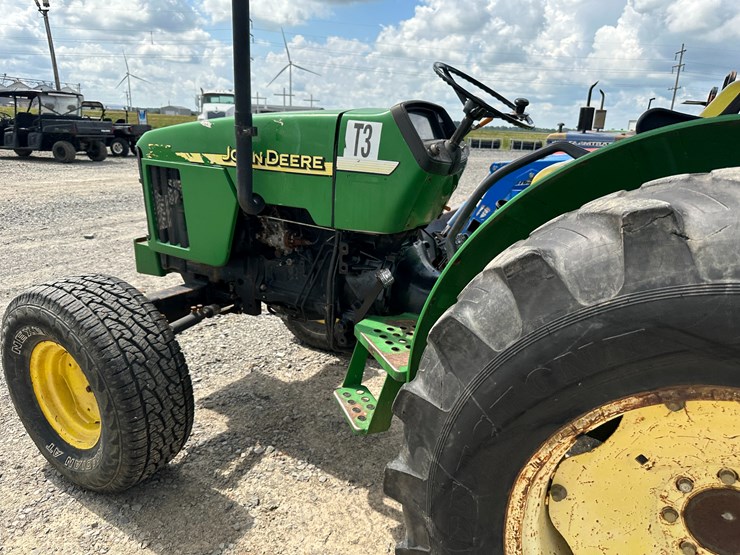 2005-john-deere-5205-image-24