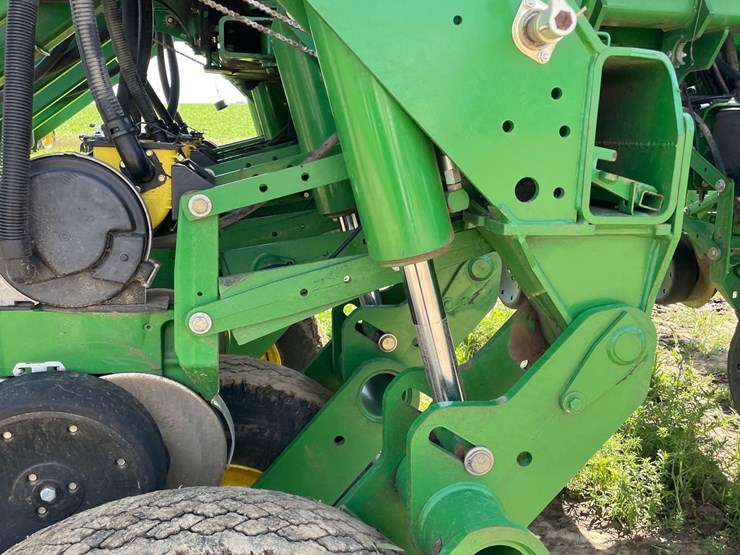 2012-john-deere-1790-image-69