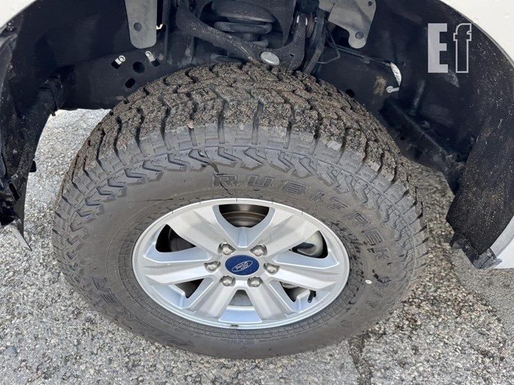 2018-ford-f150-xl-image-11