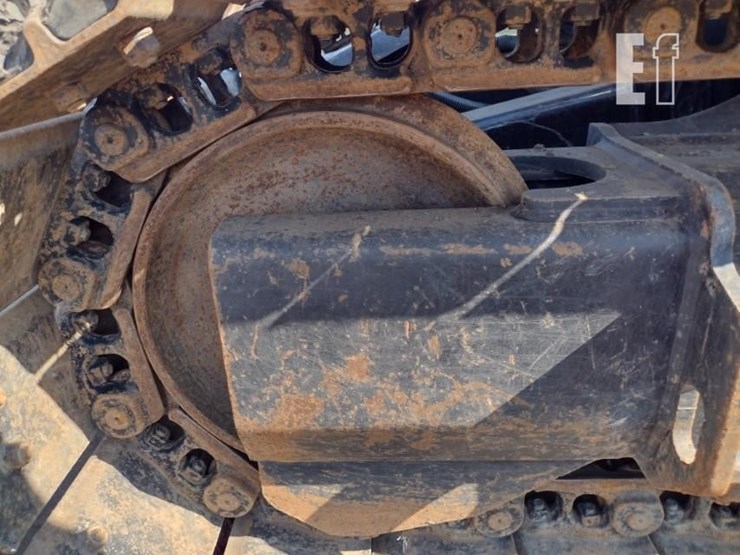 2023-caterpillar-310-image-31