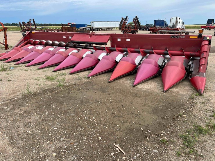 case-ih-2612-image-3