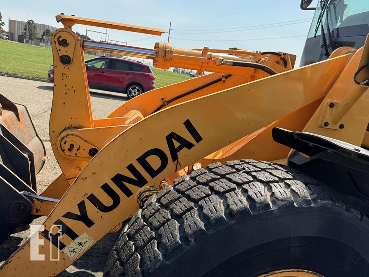 hyundai-hl730-9-image-13