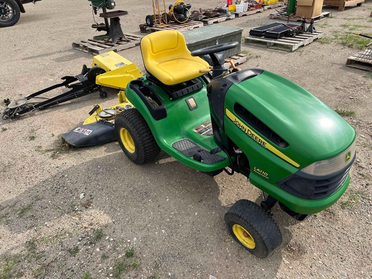 john-deere-la110-image-3