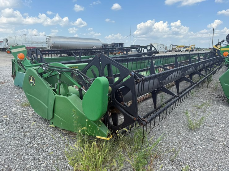 john-deere-635f-image-4