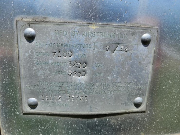 #2549-•-1972-airstream-sovereign-23973-camper-image-24