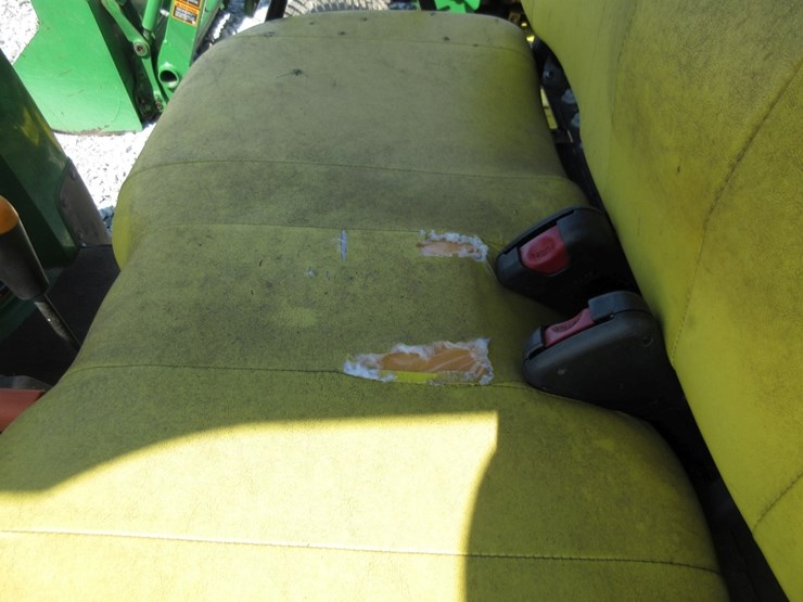 john-deere-gator-image-11