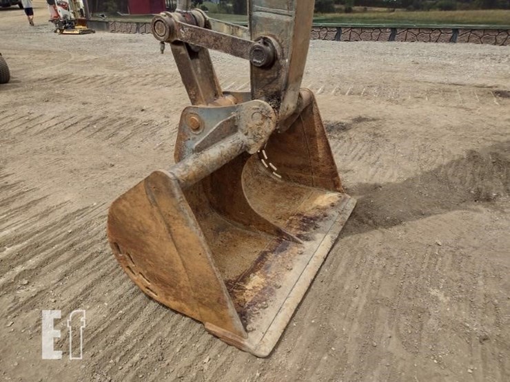 deere-210g-lc-image-15