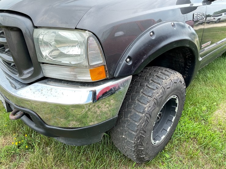 2004-ford-f350-image-135