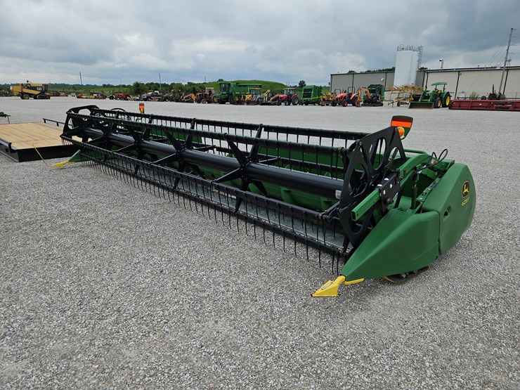 2012-john-deere-625f-image-1
