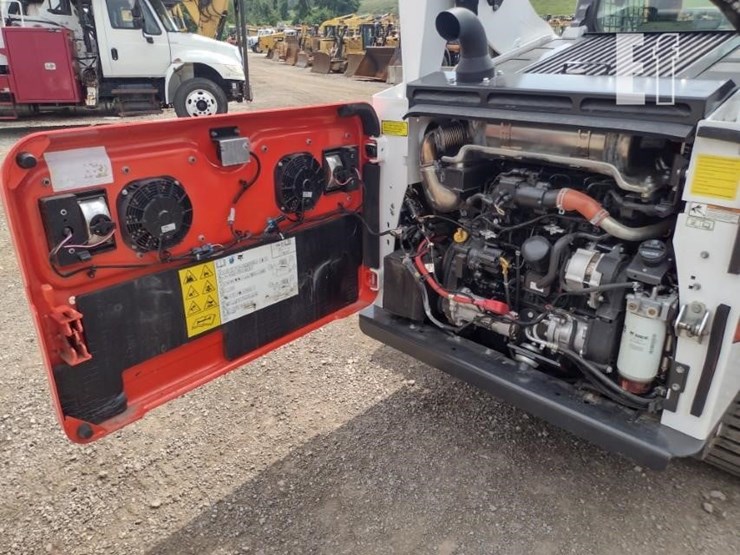 2023-bobcat-t770-image-37