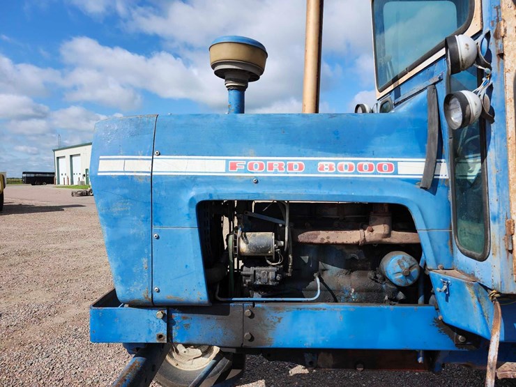 ford-8000-image-6