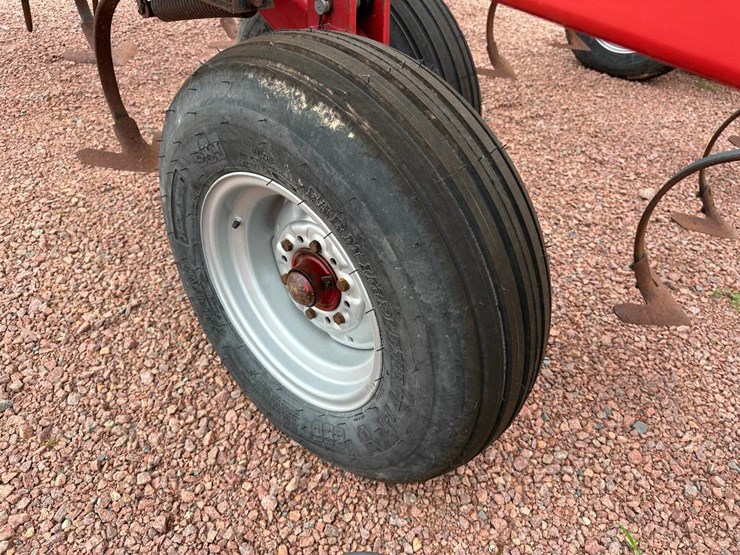 case-ih-4200-image-11