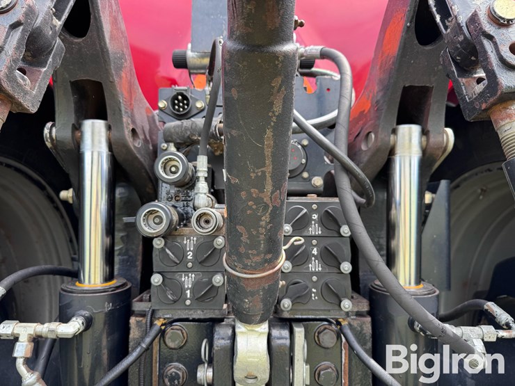 2008-case-ih-magnum-335-image-19
