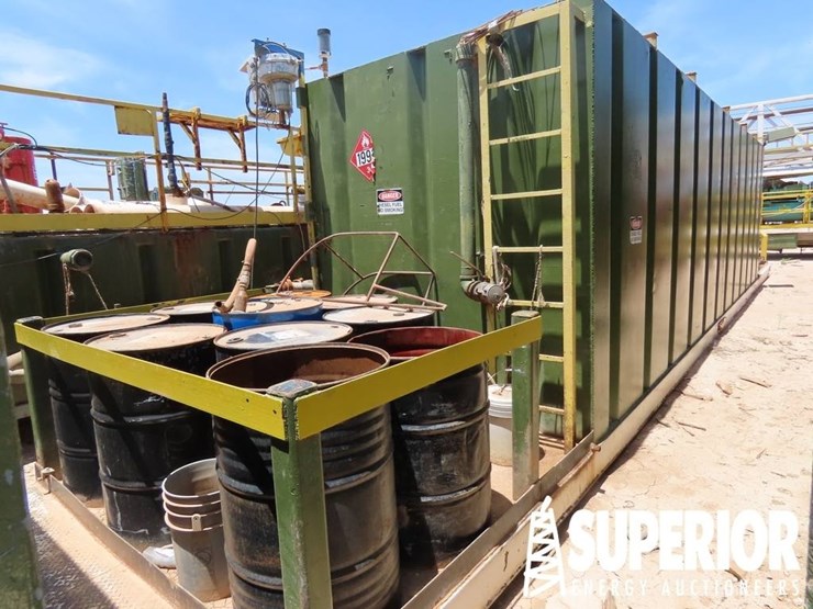 (r19-12)-8'h-x-8'w-x-30'l-crimped-steel-fuel-tank,-image-3