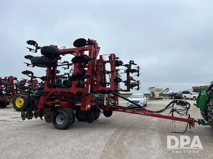 2016-caseih-940-nh3-tool-bar-(jn2532,-unit-561)-image-3