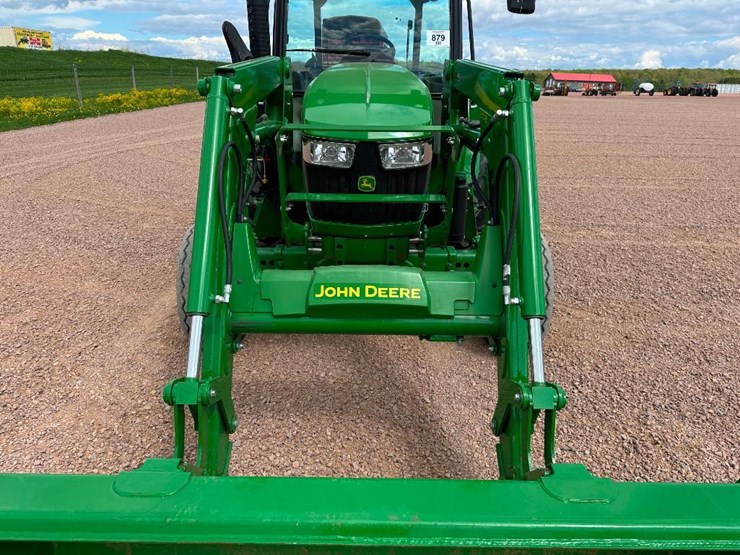 2020-john-deere-5075e-image-34