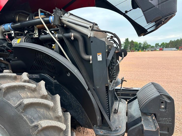 2017-case-ih-magnum-250-image-42