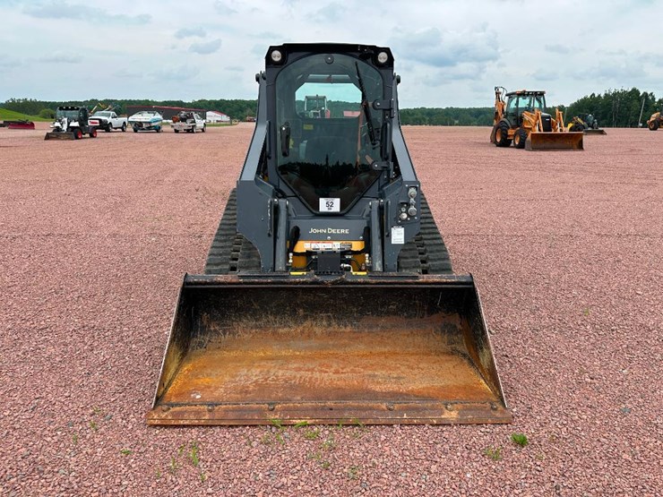 2020-deere-317g-image-2