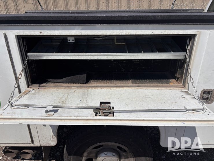 2009-ford-f350-xl-image-38