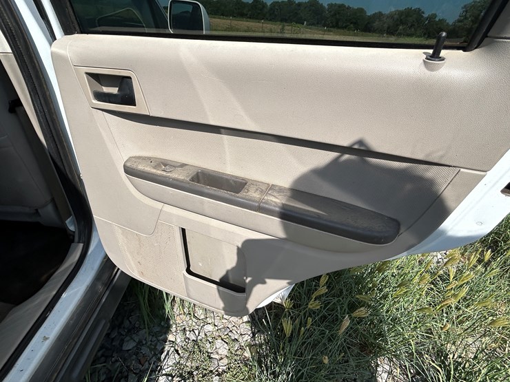 ford-escape-image-9