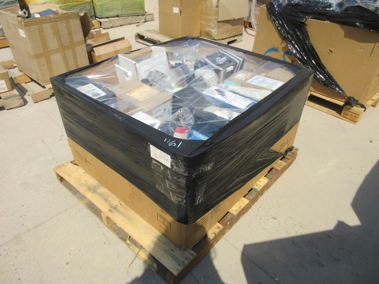 lot-of-misc-automotive-parts,-image-1