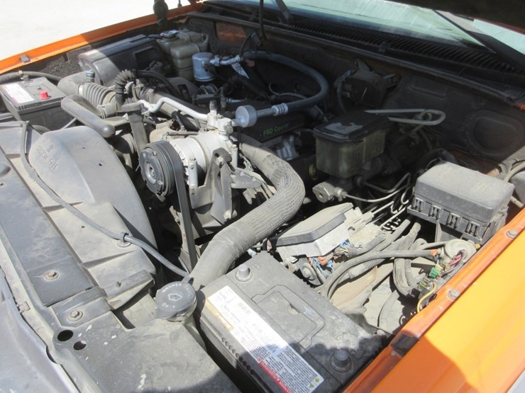 2000-chevrolet-3500hd-image-6
