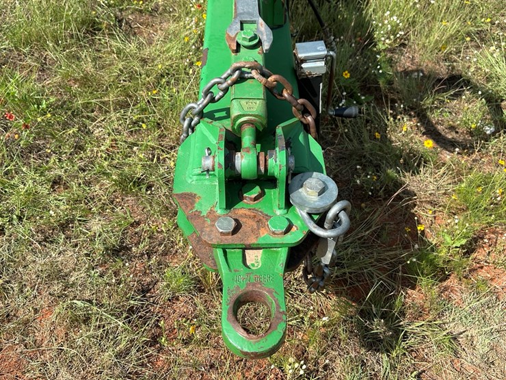 2012-john-deere-2210-image-4