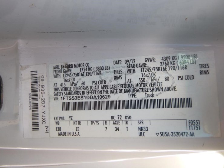 2012-ford-e350-image-22