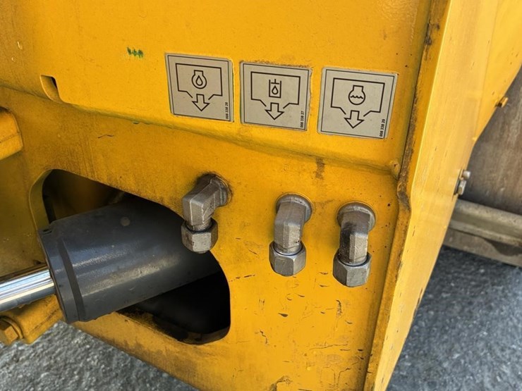 2020-bomag-bw120sl-5-image-7
