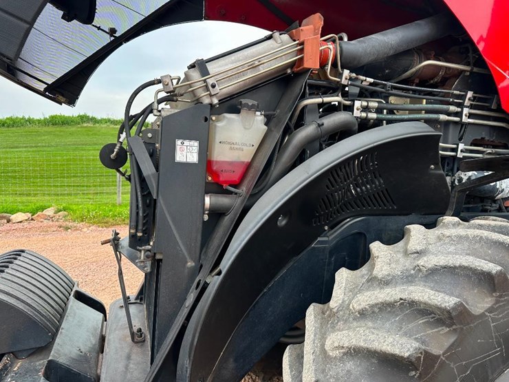 2017-case-ih-magnum-250-image-41