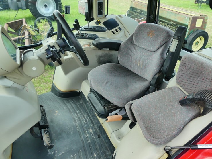 2013-massey-ferguson-5610-image-11