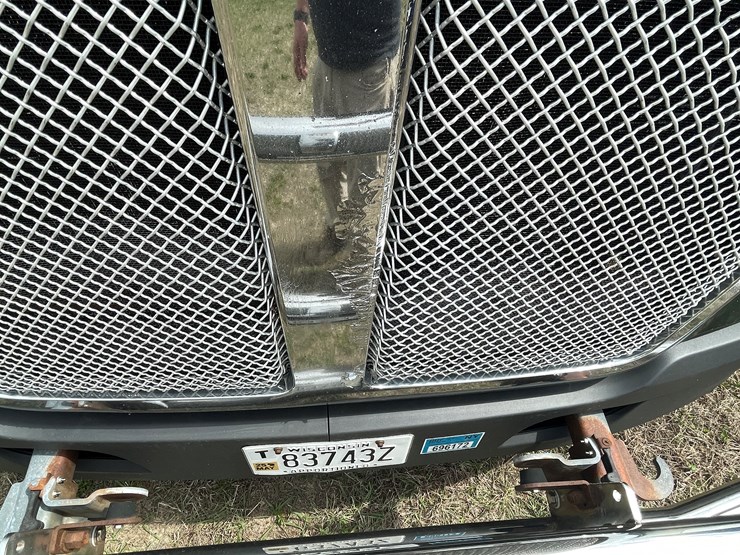 2018-kenworth-t680-image-12